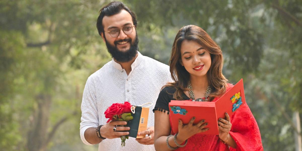 ভালোবাসা দিবসে প্রিয়জনকে যেসব উপহার দিতে পারেন